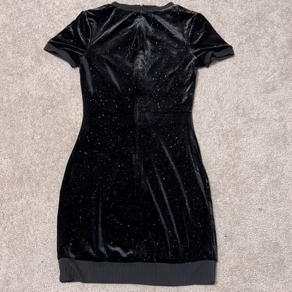 NEW w/o tags COSMOPOLITAN DRESS THE POPULATION black mini sparkly dress size S